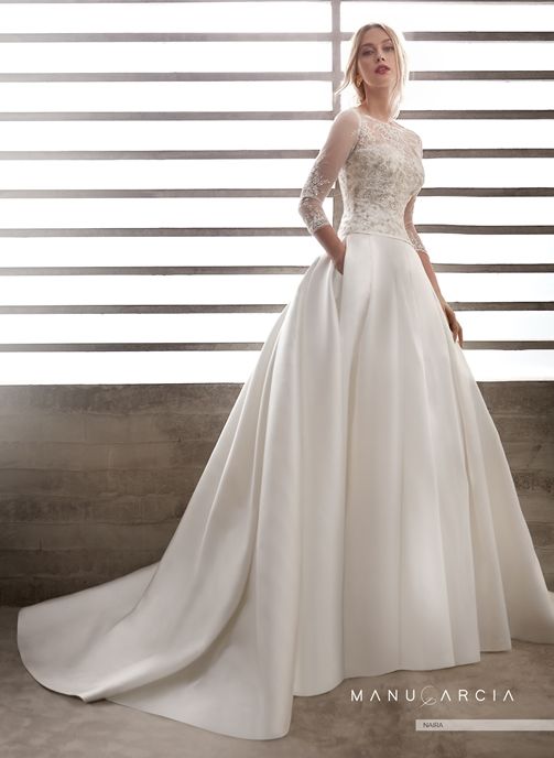 Naira 2024 gown dress